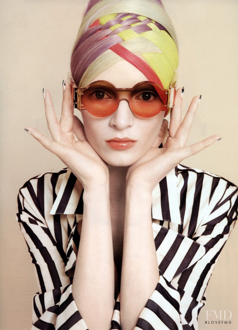 Daria Strokous featured in The Resort To Beauty, June 2012