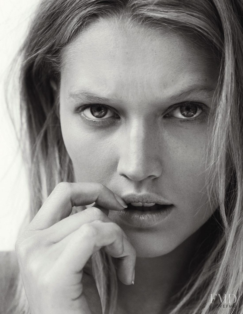 Toni Garrn featured in Toni Garrn\'s Summer, July 2016