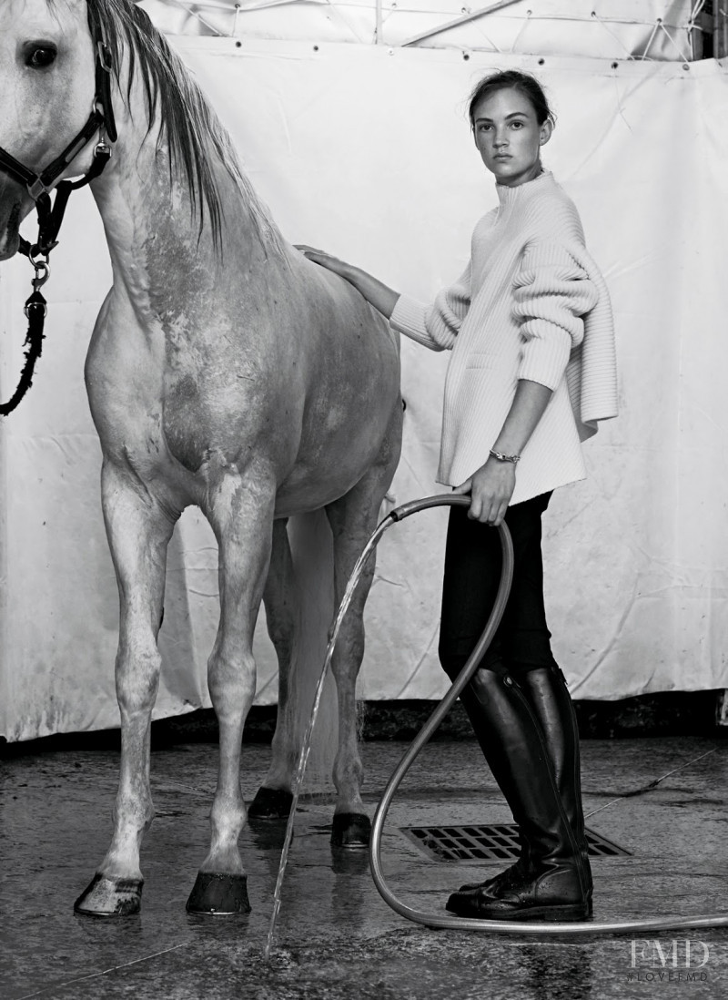 Adrienne Juliger featured in CavaliÃ¨re, September 2017