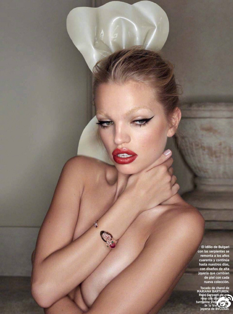 Daphne Groeneveld featured in Daphne Groeneveld, August 2017