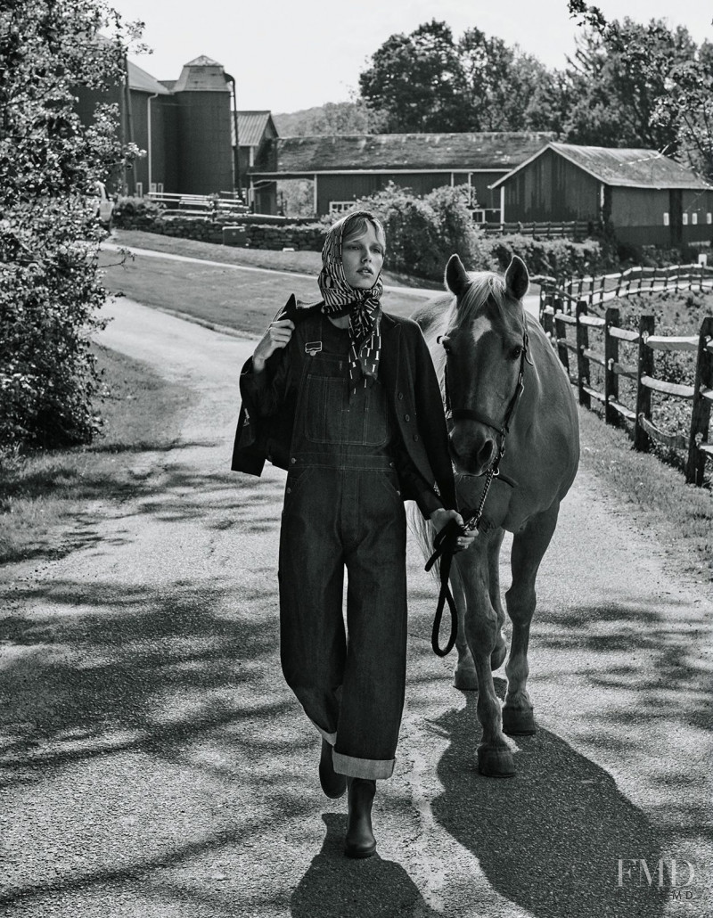 Jessie Bloemendaal featured in Queen for a Day, September 2017