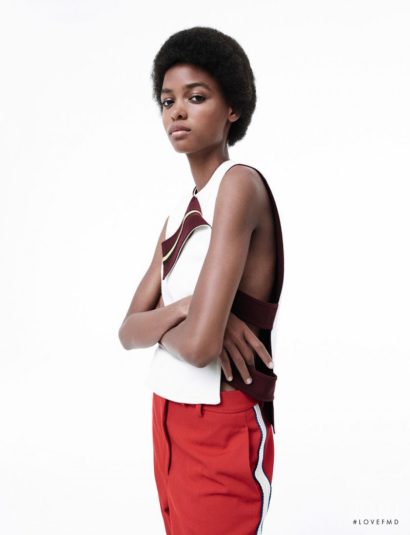 Blesnya Minher featured in get to know the new generation of calvin klein, September 2017