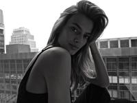 As She Is: Bregje Heinen