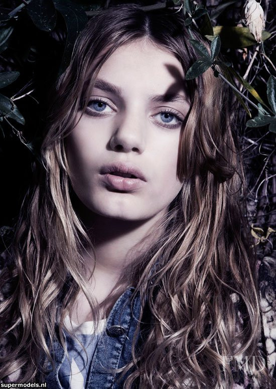 Bregje Heinen featured in Bregje Heinen & Carla Crombie, March 2012