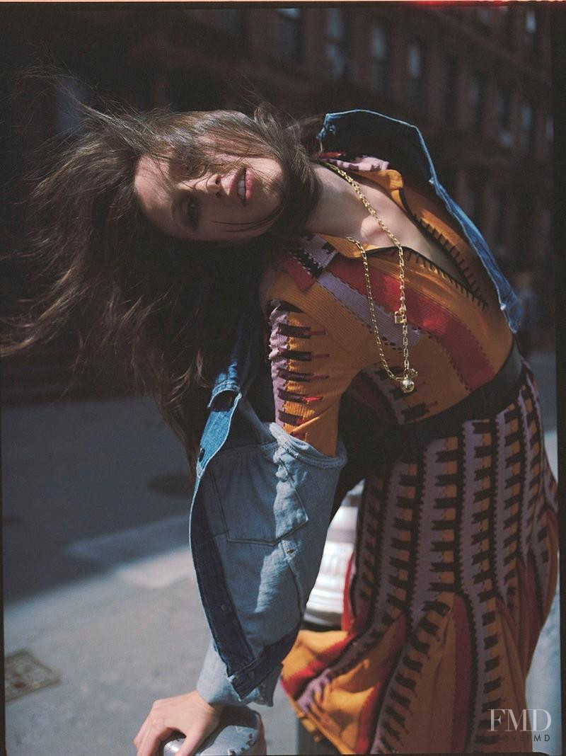 Anna Cleveland featured in The Best Fashion Show Is Definitely On The Street, June 2017
