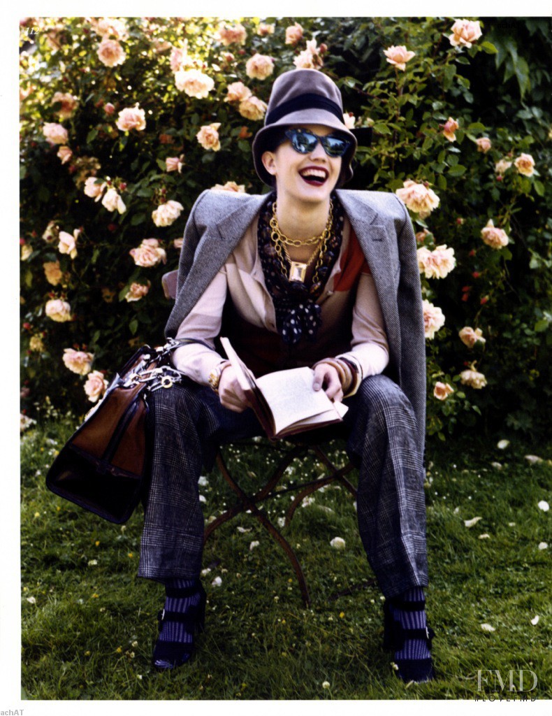 Marie Bartosova featured in Picknick & Picadilli, September 2008