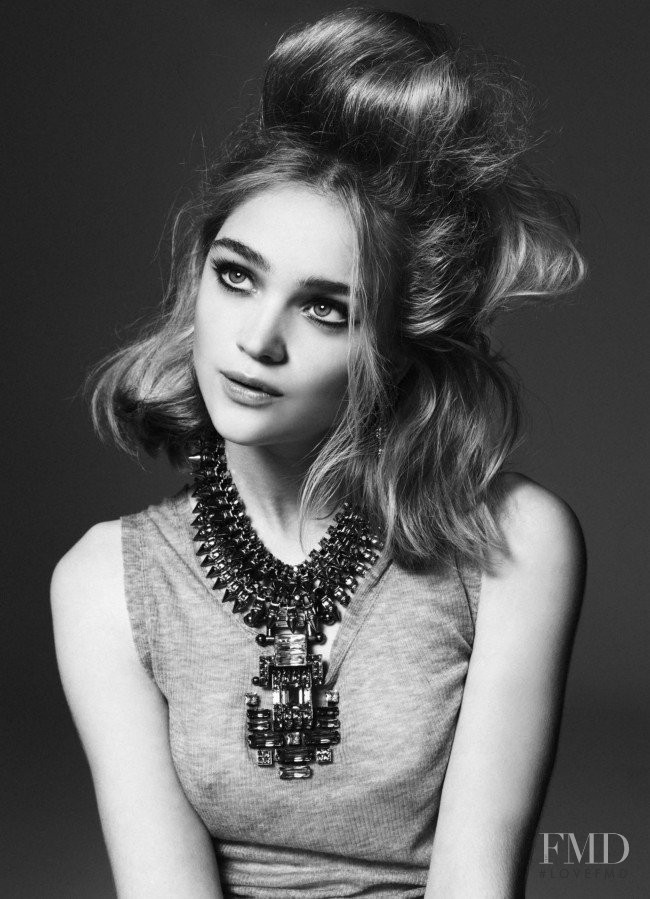 Rosie Tupper featured in Rosie Tupper, November 2012