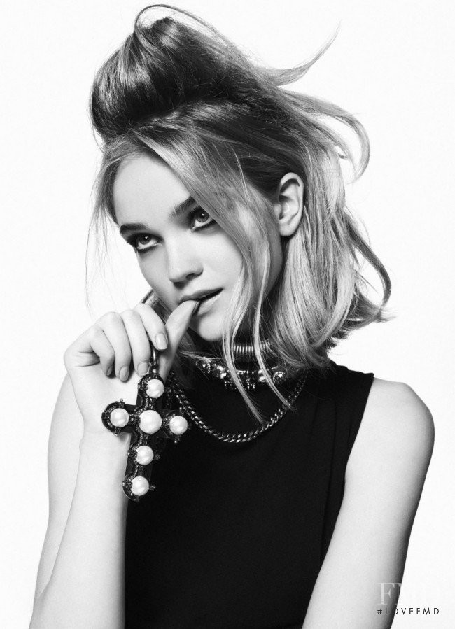 Rosie Tupper featured in Rosie Tupper, November 2012