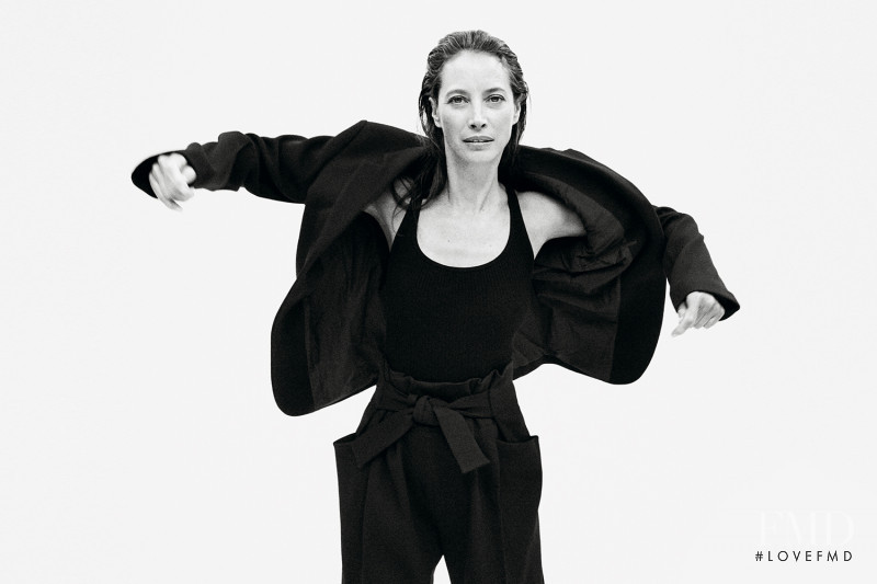 Christy Turlington featured in Run Of Life, October 2017