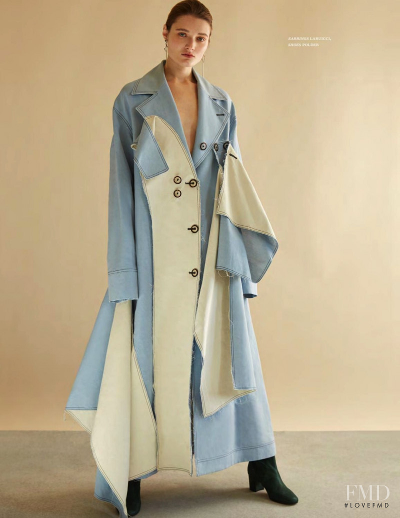 Olivia Jansing featured in Claudia Li, November 2016