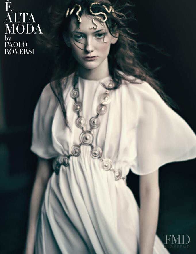 Allyson Chalmers featured in È Alta Moda, March 2016