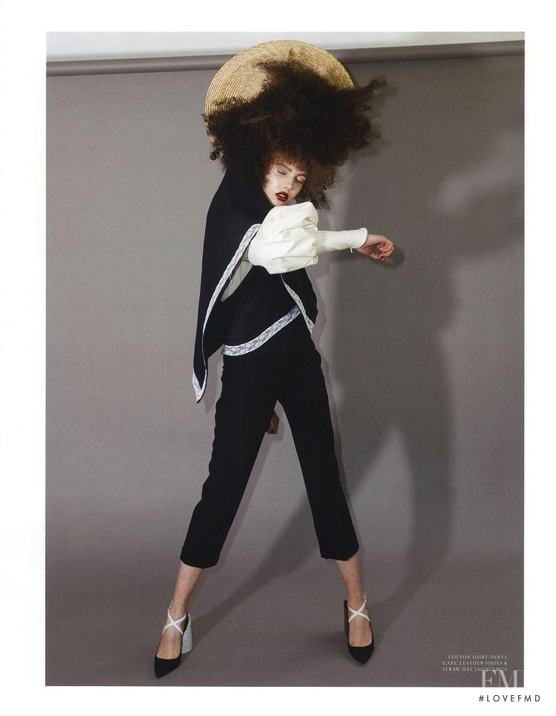 Lea Julian featured in Jacquemus, February 2017