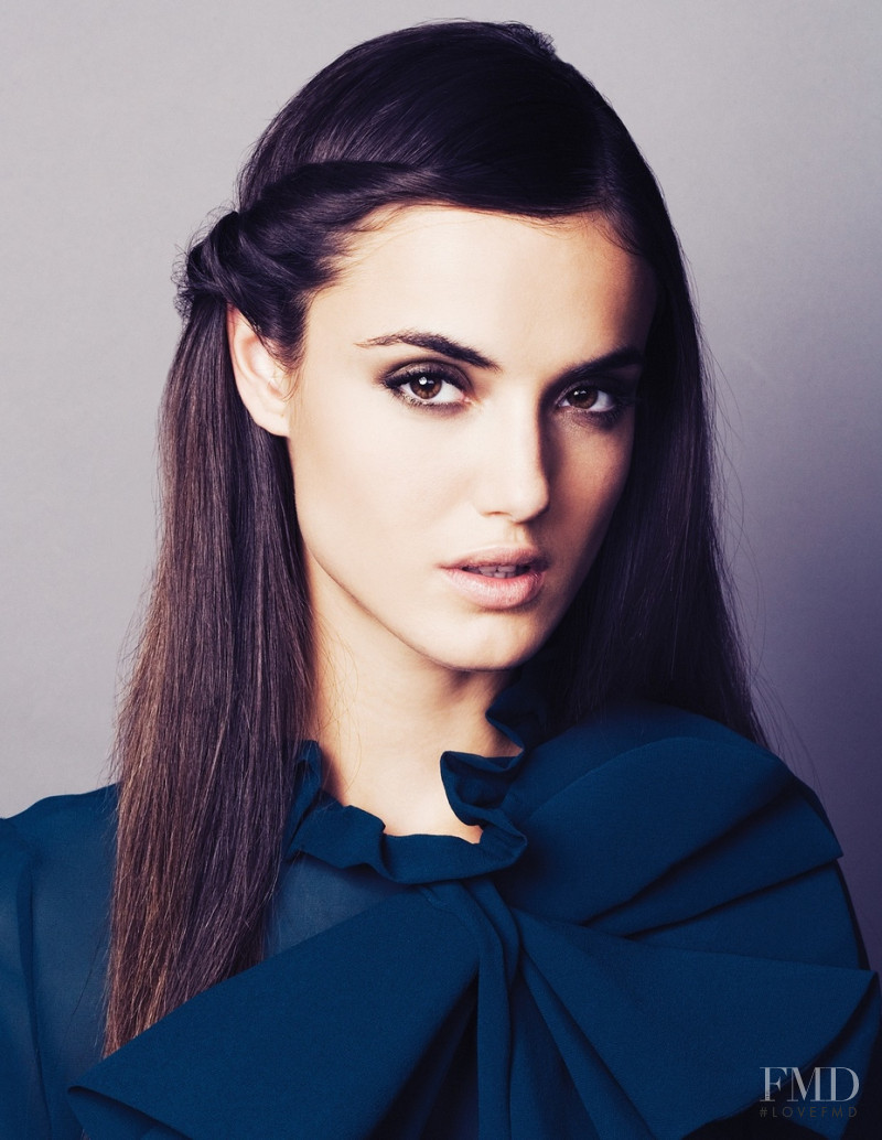 Blanca Padilla featured in Espana Entre Sueno Y Realidad, September 2014