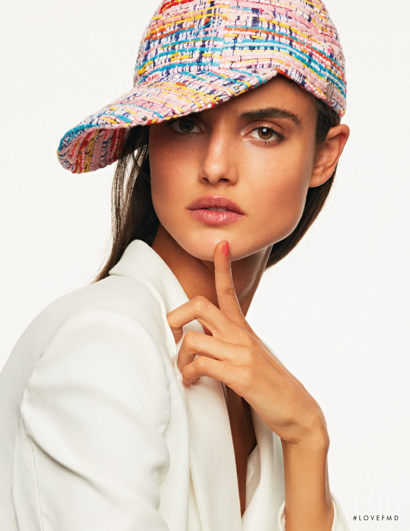 Blanca Padilla featured in Blanca Padilla, January 2017