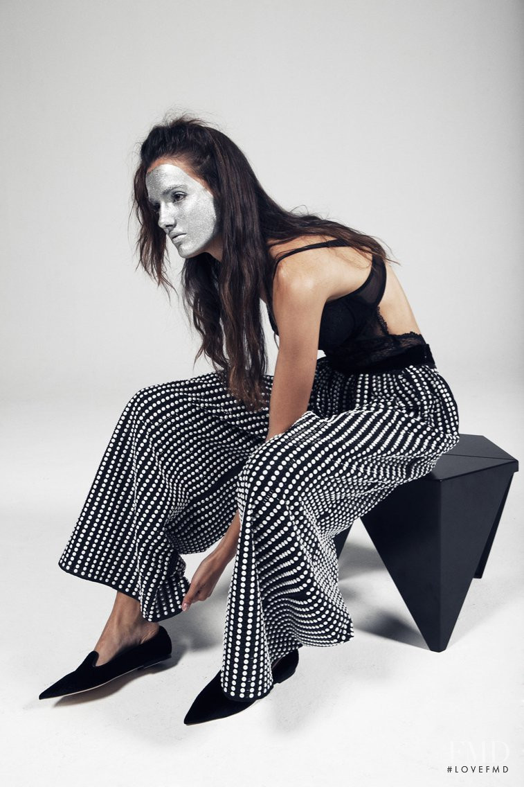 Blanca Padilla featured in Moda Un Otono Swaggy Chic, September 2014