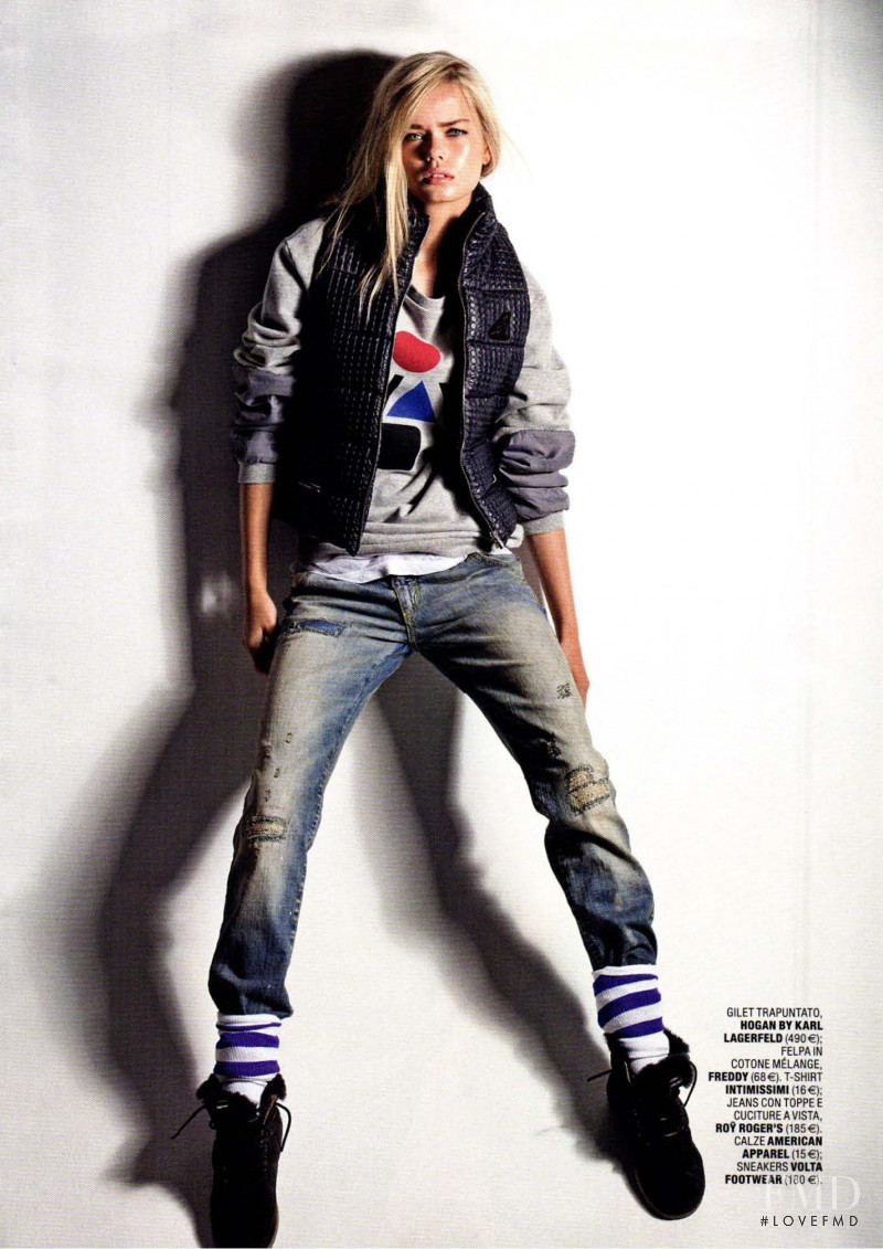 Frida Aasen featured in Punto J, September 2011
