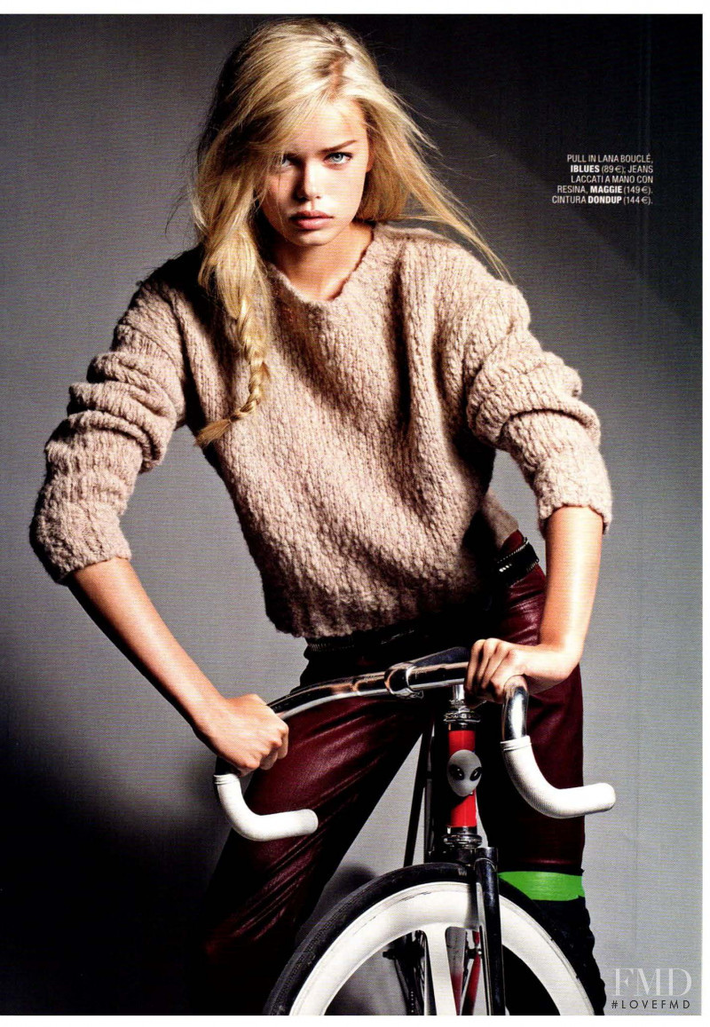 Frida Aasen featured in Punto J, September 2011