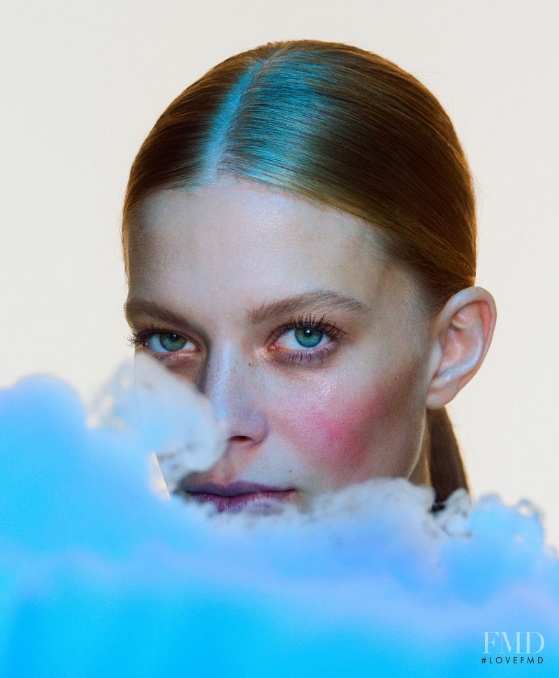 Lexi Boling featured in Beauty, November 2017