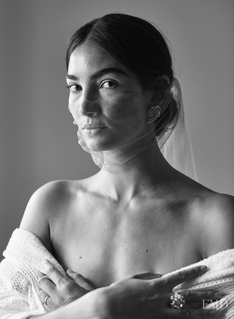 Lily Aldridge featured in Lily Aldridge, May 2017