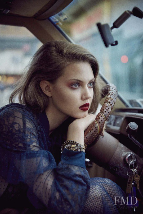 Lindsey Wixson featured in Lindsey Wixson, July 2017