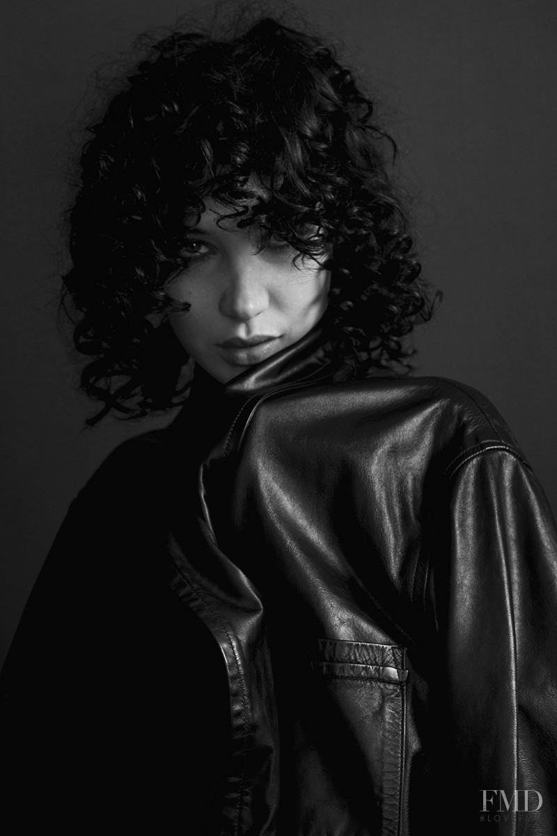 Bella Hadid featured in Bella Hadid, June 2017