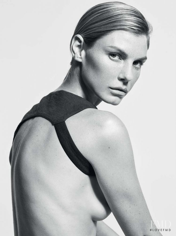 Angela Lindvall featured in Kristy, Murphy and Angela, September 2017