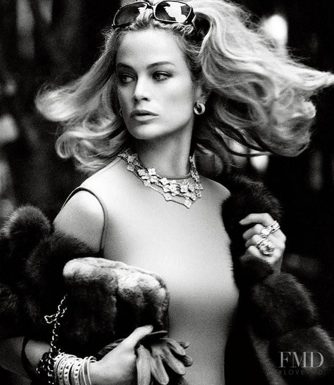 Carolyn Murphy featured in Carolyn Murphy, December 2012