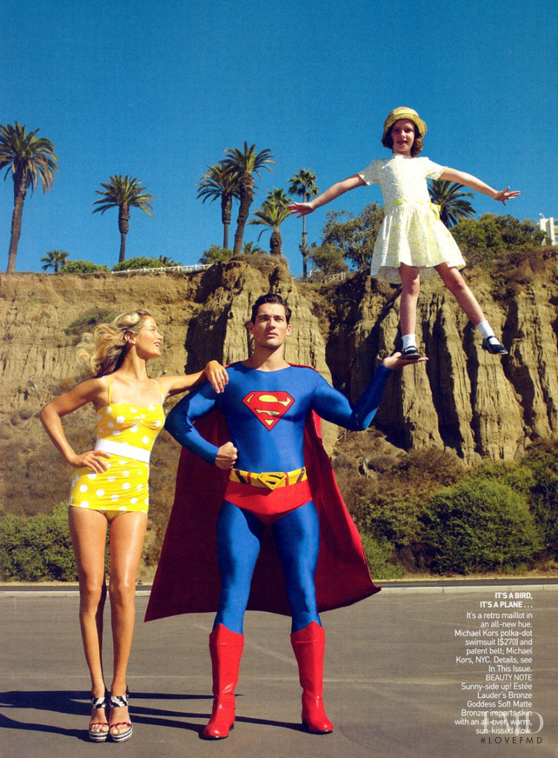 Carolyn Murphy featured in Supermom, January 2009