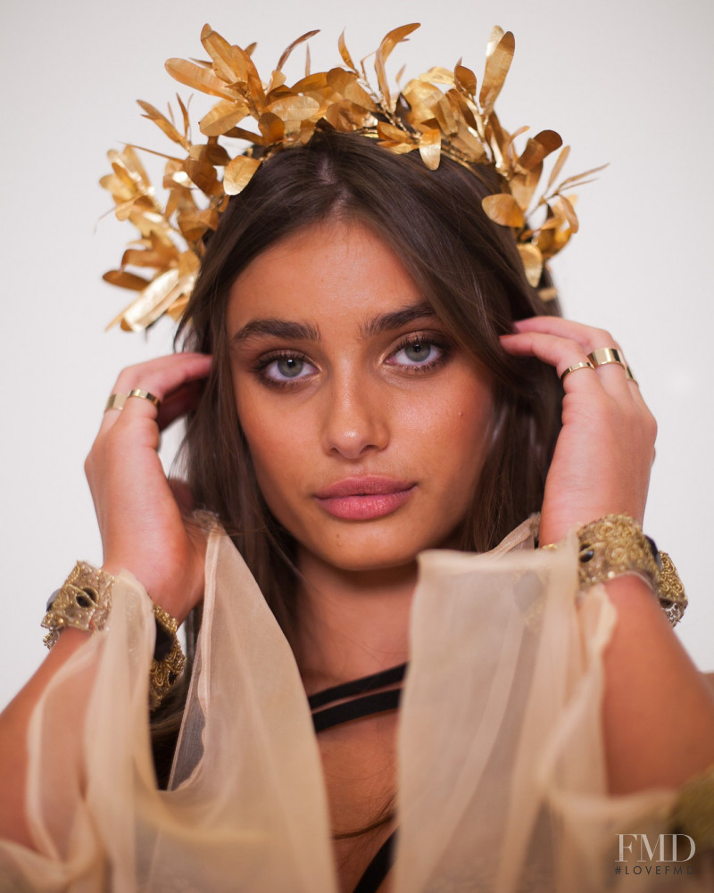 Taylor Hill featured in Taylor Hill, November 2017