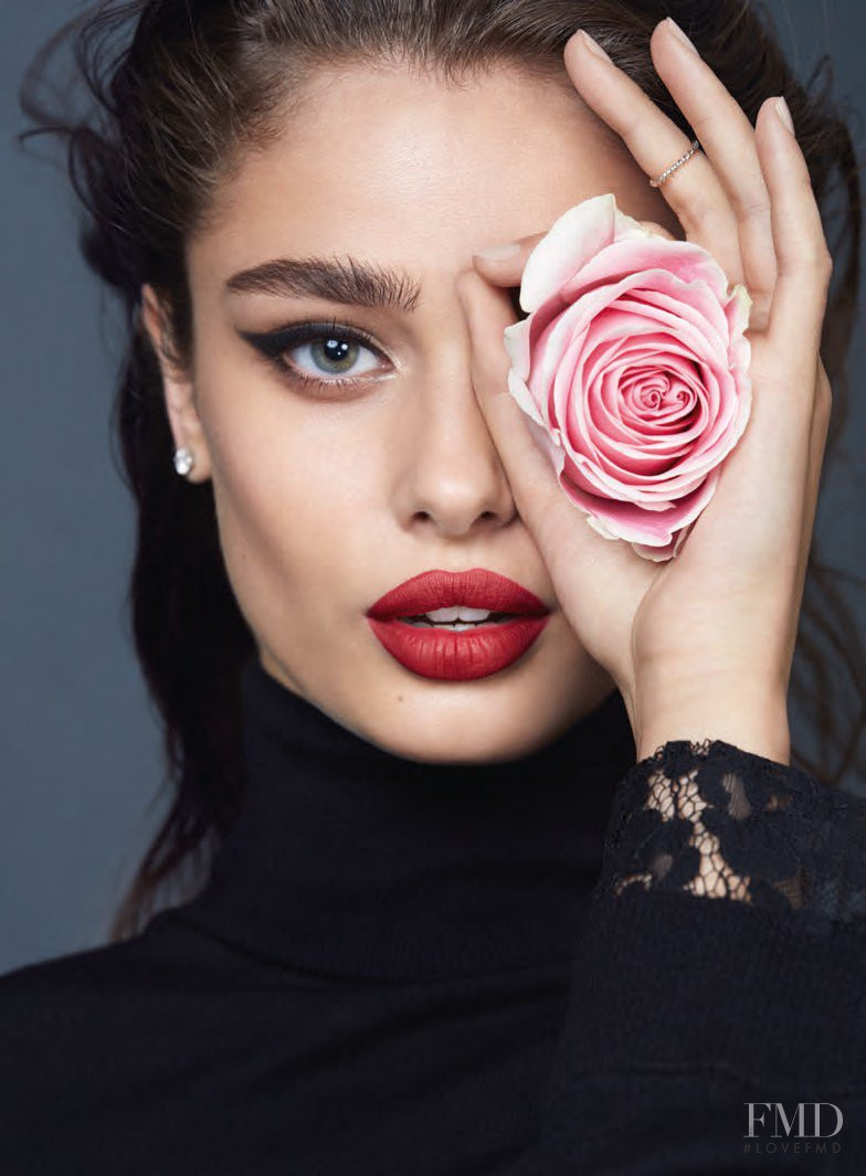 Taylor Hill featured in The Millenial Beauty, January 2017