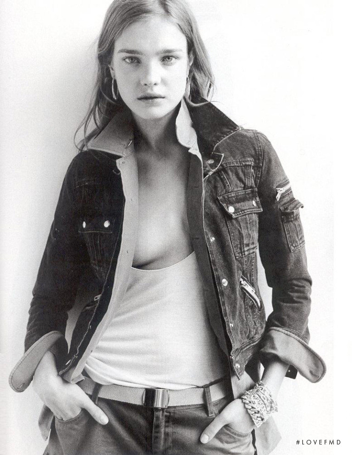 Natalia Vodianova featured in En Vogue, March 2003