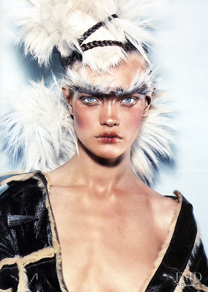 Natalia Vodianova featured in Chio Savages, May 2002