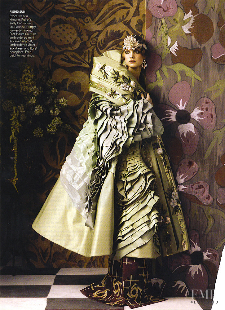 Natalia Vodianova featured in O genio esquecido, June 2007