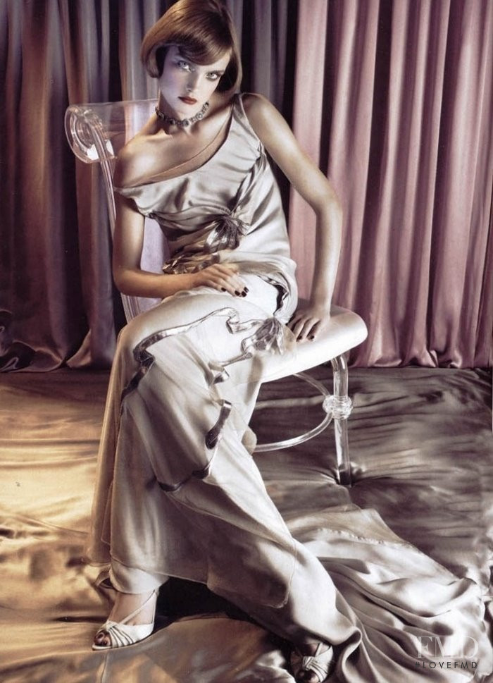 Natalia Vodianova featured in Dinner at 8, April 2008