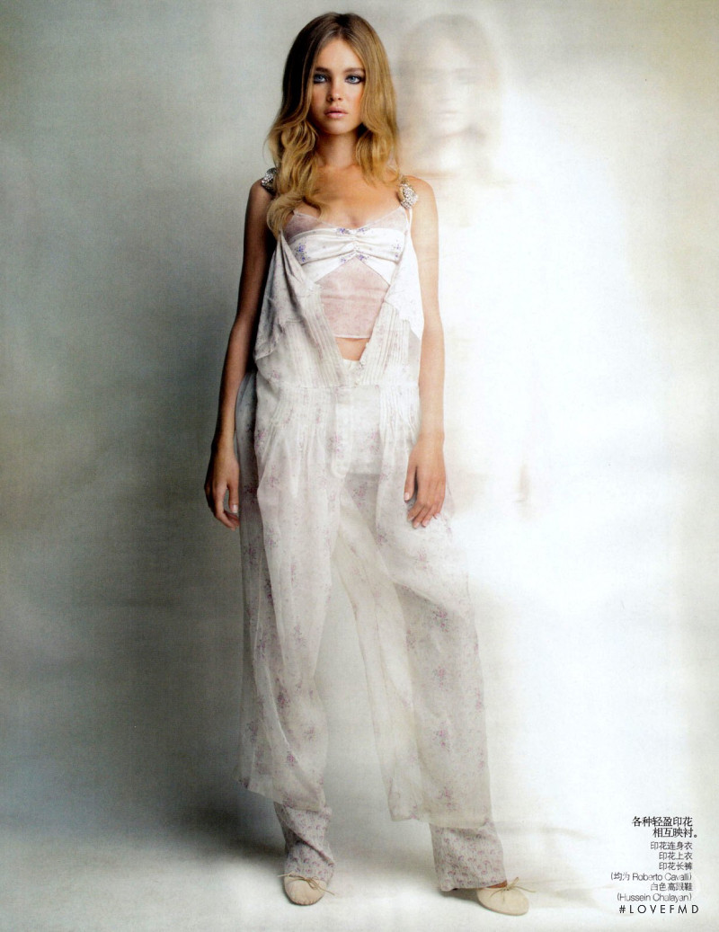 Natalia Vodianova featured in Dream Girl, May 2010