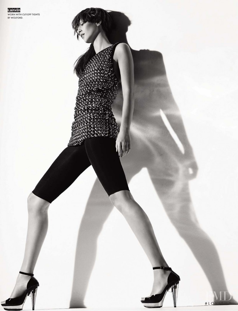 Alana Zimmer featured in Part Two: Simple Modern Elegance, March 2007