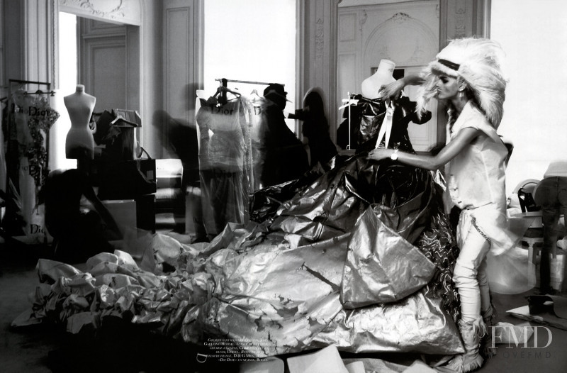 Sasha Pivovarova featured in Dans La Peau de John Galliano, January 2007