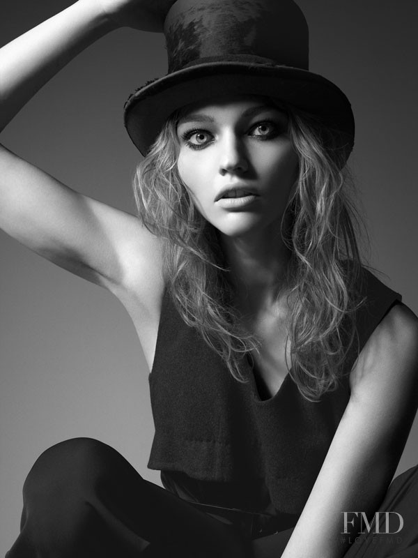 Sasha Pivovarova featured in The Players, September 2006