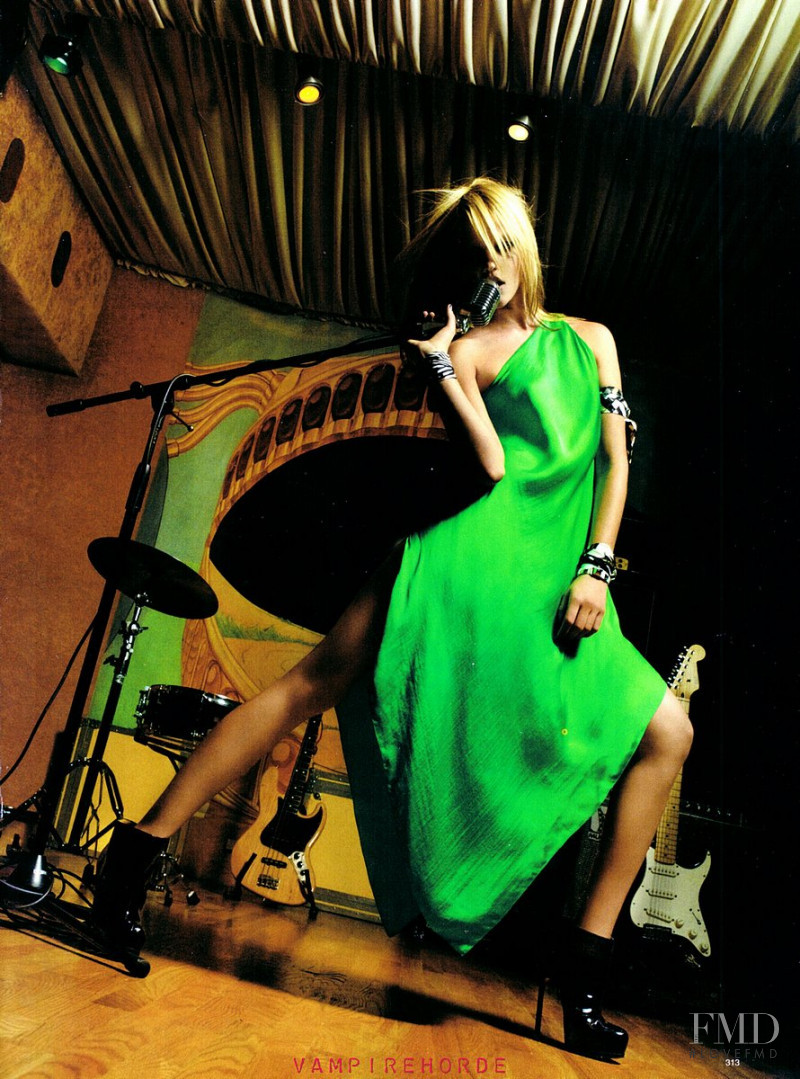 Sasha Pivovarova featured in What\'s Next, November 2008