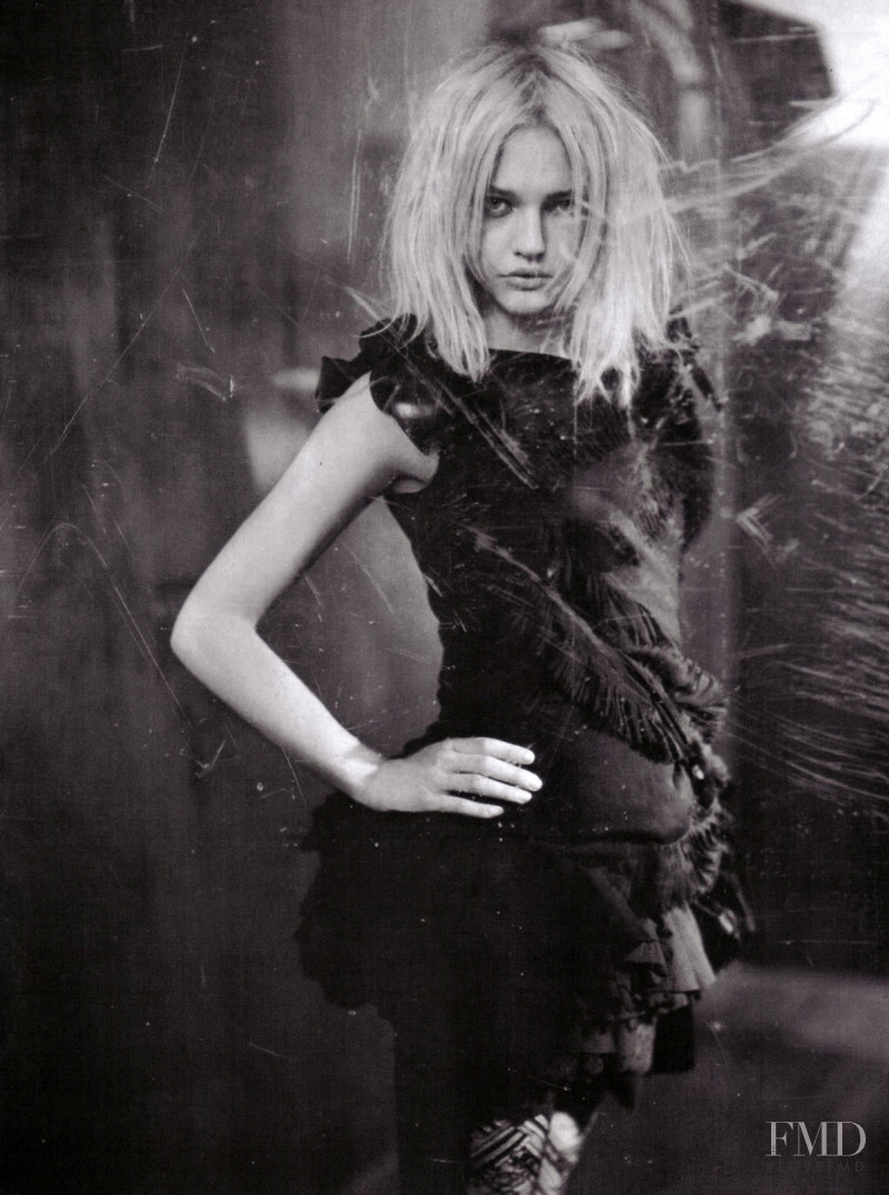 Sasha Pivovarova featured in Singular Way, October 2008