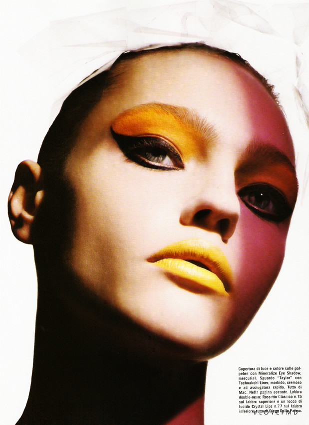 Sasha Pivovarova featured in Beauty, September 2007