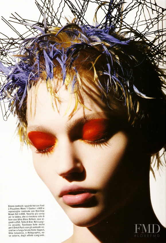 Sasha Pivovarova featured in Beauty, September 2007