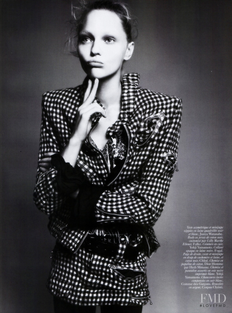 Sasha Pivovarova featured in Femmes dâ€™envergare, September 2007