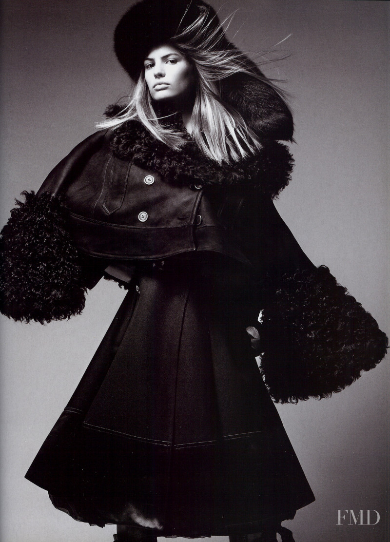 Julia Stegner featured in Mode Mode, Mode..., September 2005