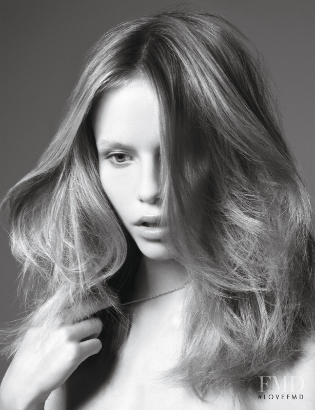 Natasha Poly featured in Beauty, September 2007