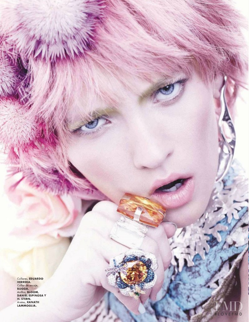 Anna Fedorovna featured in Joyas, May 2012