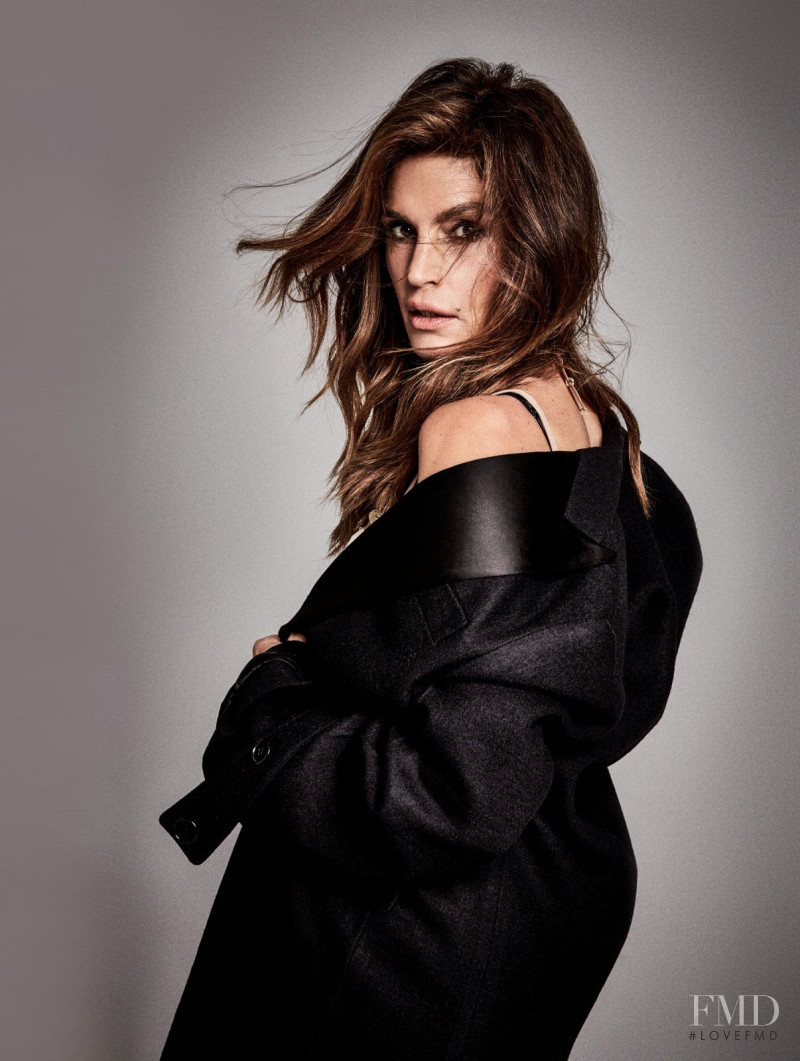 Cindy Crawford featured in Top Icon, December 2017