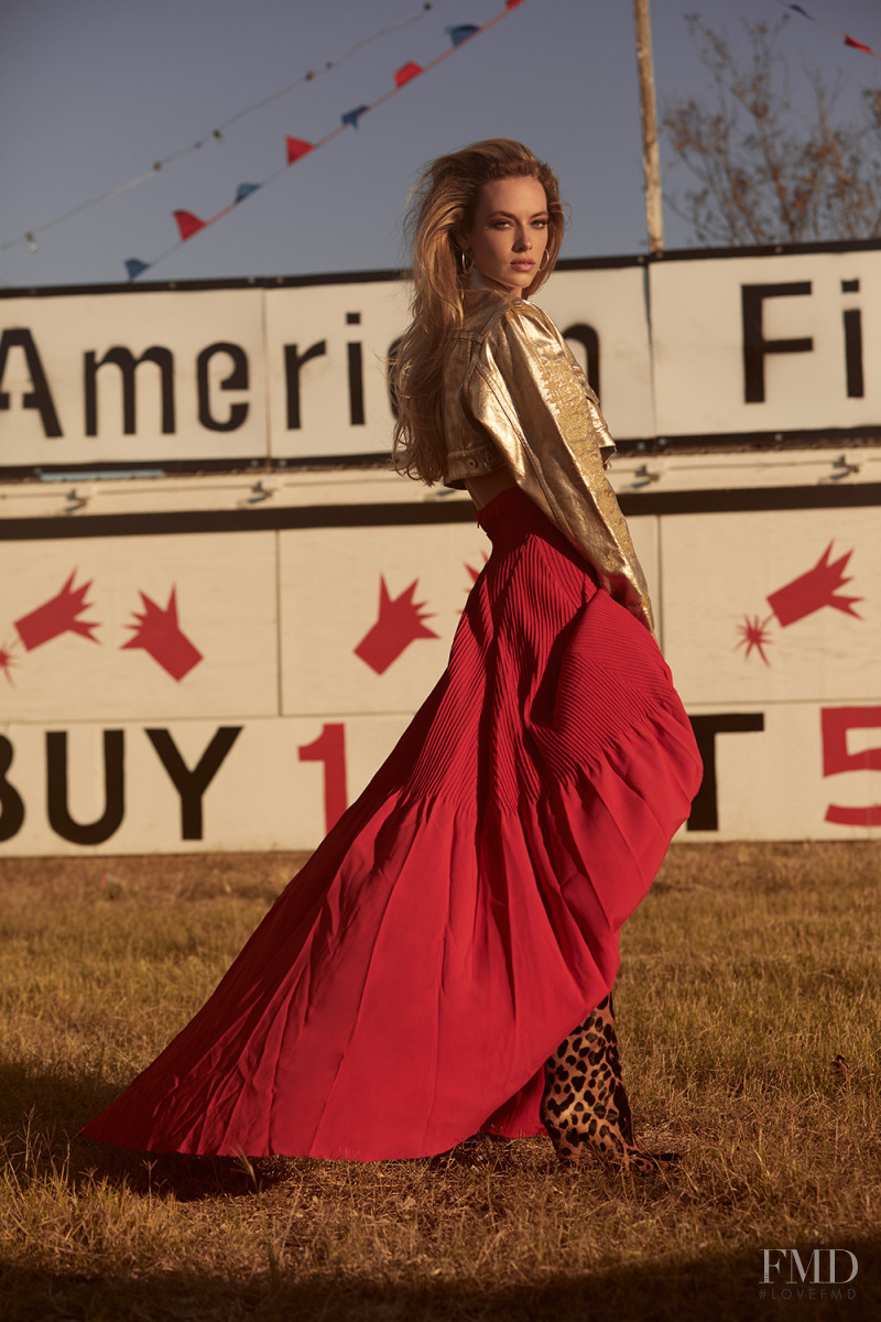 Hannah Ferguson featured in United States of Fashion: Hannah Ferguson in Austin, February 2018