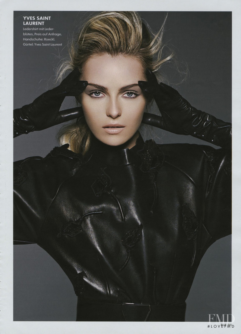 Valentina Zelyaeva featured in Magisches Schwarz, August 2012