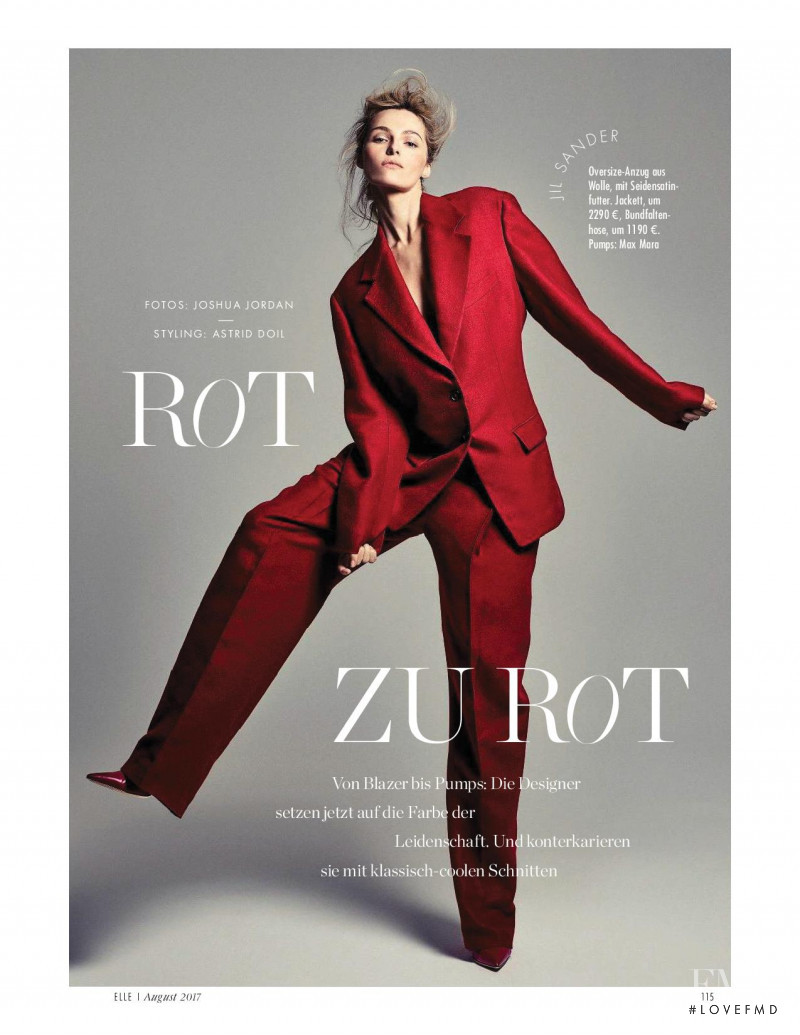 Valentina Zelyaeva featured in Rot zu Rot, August 2017